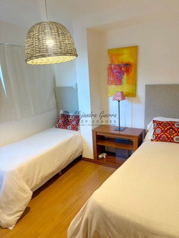 3 ambientes con cochera cubierta centro de Bariloche con vista alquiler permanente amoblado